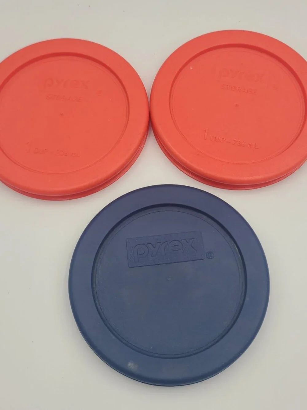 Pyrex bowls are
